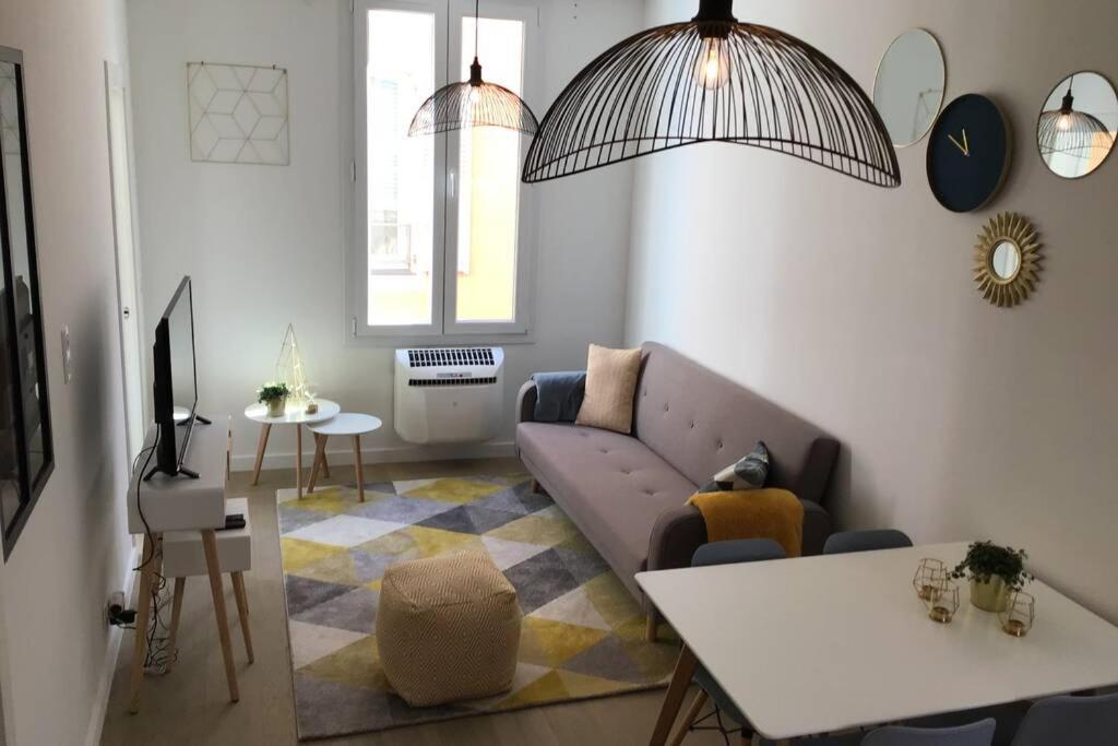Appartement 2 Chambres Refait A Neuf, Climatise, A 2 Min De La Mer Nice Eksteriør billede